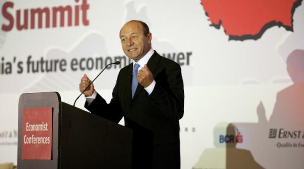 traian basescu anunta noi reduceri de salarii si pensii in 2013 live text