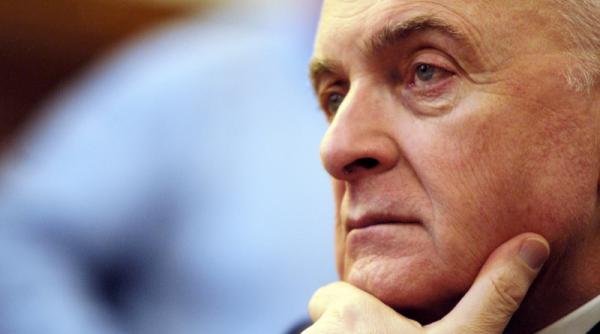 adrian vasilescu la interviurile jurnalul national bnr are rezerve si de euro si de dolari si de alte valute este pregatita pentru toate vremurile