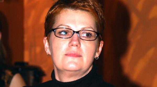 crina mardare despre malina olinescu era o tipa tanara si talentata e extrem de dureros cand vezi ca iti trece timpul si nu esti lasat sa canti