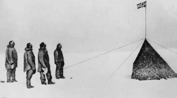 acum 100 de ani roald amundsen a cucerit polul sud azi doi romani merg pe urmele lui