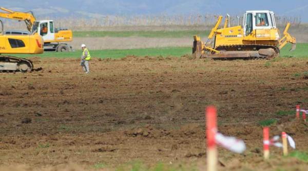 cedez autostrada pentru teren de fotbal
