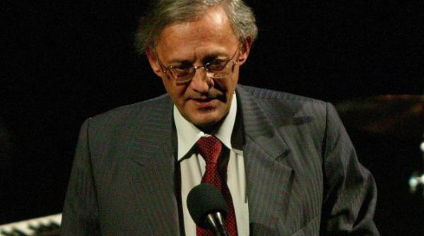 seful colegiului medicilor din romania vasile astarastoae acuzat de abuz in serviciu si conflict de interese