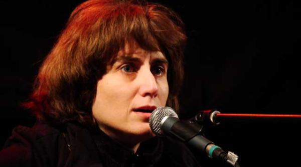 si n 2011 inainte de craciun vine omul bun