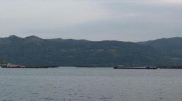 accident pe canalul dunare marea neagra doua nave s au ciocnit in zona localitatii poarta alba