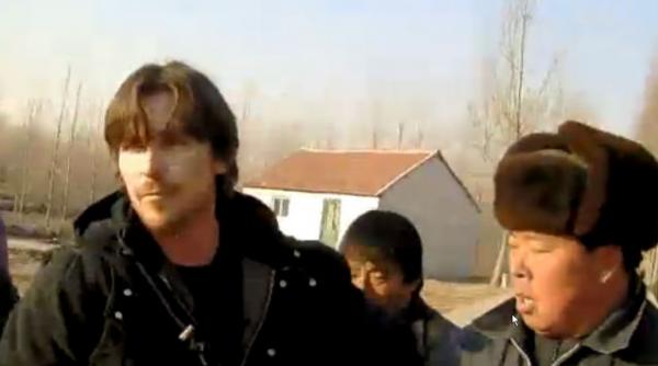 christian bale agresat in china pentru ca a vrut sa viziteze un activist video