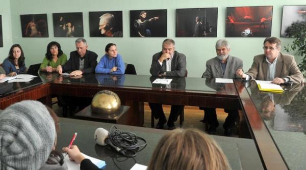 sedinta comemorativa cu scandal la timisoara primarul a parasit sala hulit de revolutionari