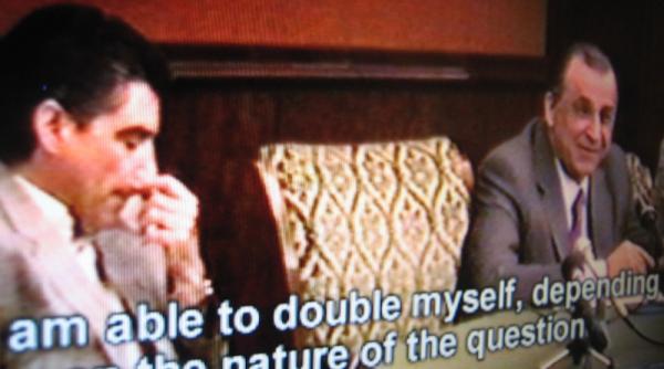 film document uimitor vedeti in premiera dupa aproape 22 de ani singura conferinta de presa internationala colocviala sustinuta de ion iliescu si petre roman exclusiv