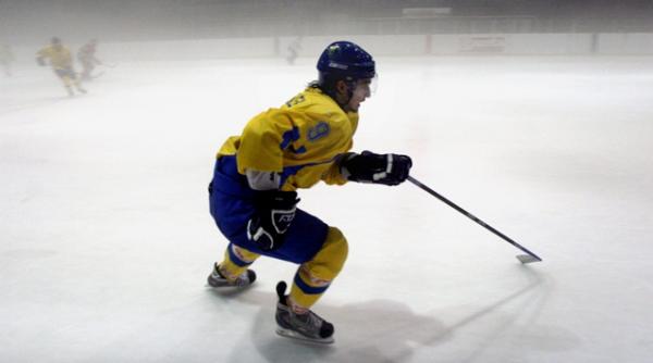 maghiarii din nationala romaniei de hochei au refuzat sa cante imnul intonandu l pe cel al ungariei odata cu adversarii