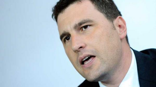 problema imnului national este una falsa