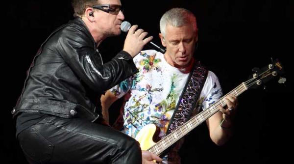 celebrul bono de la u2 sustine hospice casa sperantei