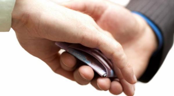 vicepresedintele cj ilfov si primarii din snagov si jilava retinuti de dna pentru luare de mita si trafic de influenta