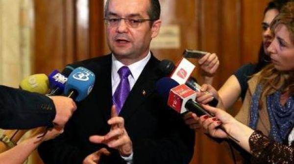 boc increzator in cravata mov aveti incredere in cravata ca va da rezultatul bun la vot