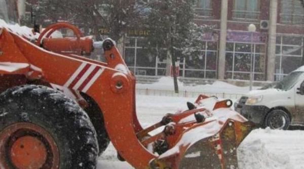 sorin oprescu le a cerut drumarilor sa pregateasca utilajele de deszapezire
