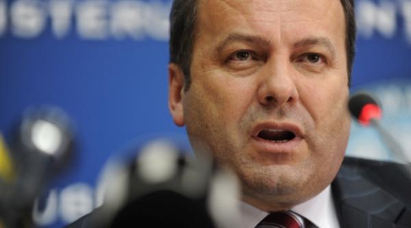 the banker gheorghe ialomitianu cel mai bun ministru de finante din europa in 2011