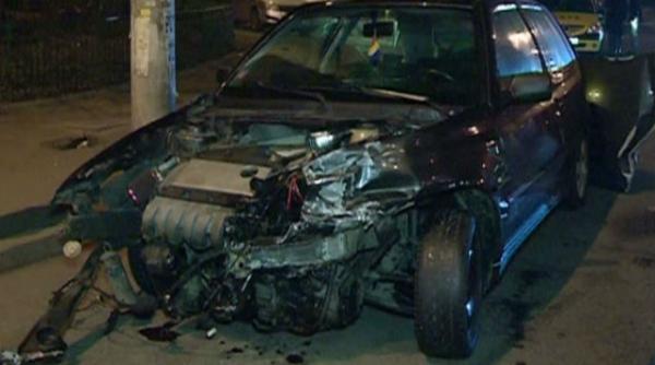 opt masini avariate de un petrecaret de craciun