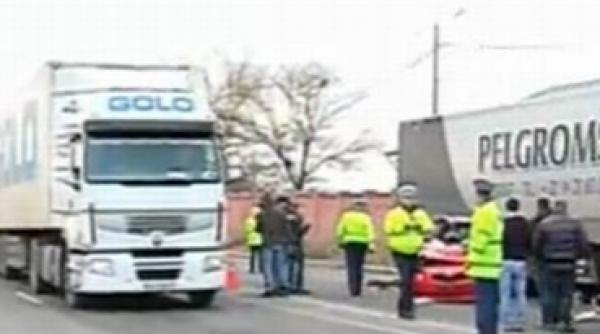 accident grav pe centura capitalei doua persoane ranite dupa ce un tir s a ciocnit cu un autoturism