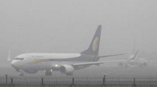 ceata afecteaza traficul de pe aeroportul traian vuia din timisoara opt curse aeriene au intarzieri