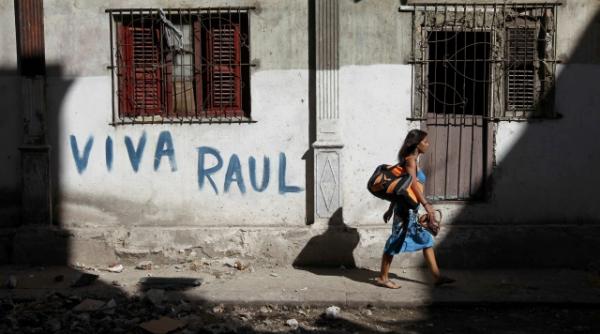 cuba elibereaza aproximativ 2 000 de detinuti