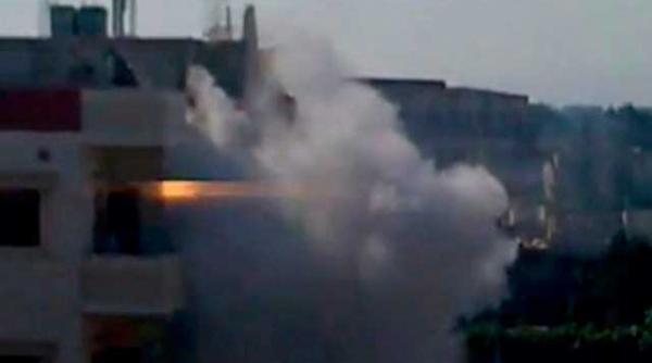 siria peste 70 000 de manifestanti la homs dispersati cu gaze lacrimogene