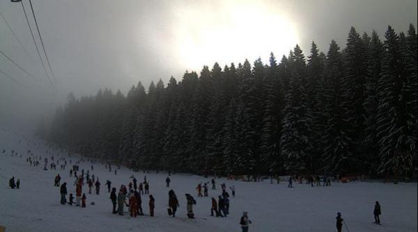 15 000 de turisti asteptati sa petreaca revelionul pe valea prahovei vezi starea partiilor pe webcam jurnalul ro