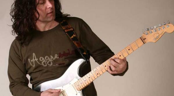 astazi e ziua ta laurentiu cazan