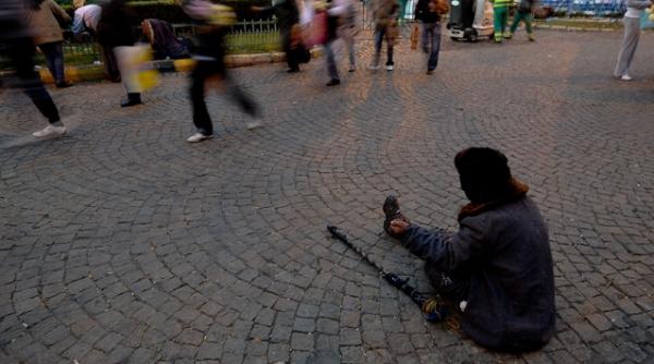 proiect de lege cersetoria se pedepseste cu inchisoarea iar darea de bani cersetorilor cu amenda