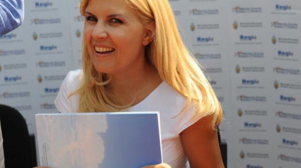 udrea da peste 3 milioane de euro unei firme pentru a amenaja standurile romaniei la targurile de turism