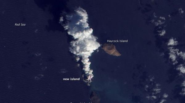 un vulcan subacvatic a creat o insula noua in marea rosie foto video