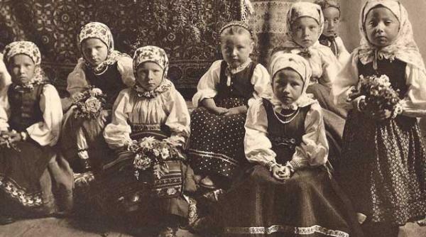 colinde de dragoste colinde de moarte