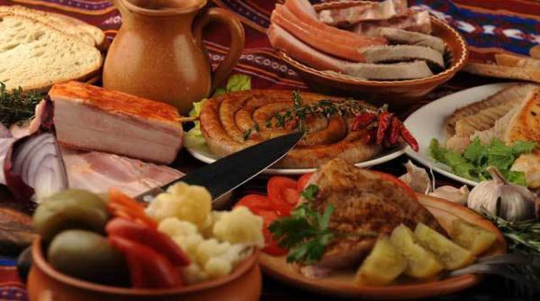 retro revelioane sugestii culinare de prin meniurile vechi