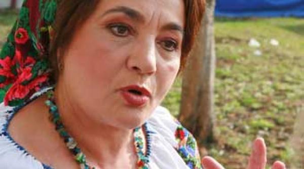 o moldoveanca infipta si un fiu domol