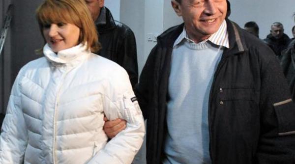 presedintele basescu a sarbatorit noaptea de revelion la predeal vezi cu cine a petrecut seful statului