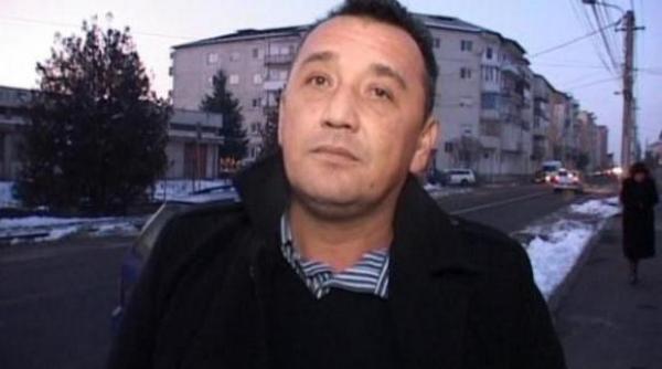 un politist din dej eroul noptii de revelion s a aruncat in somesul inghetat pentru a salva o tanara sinucigasa video