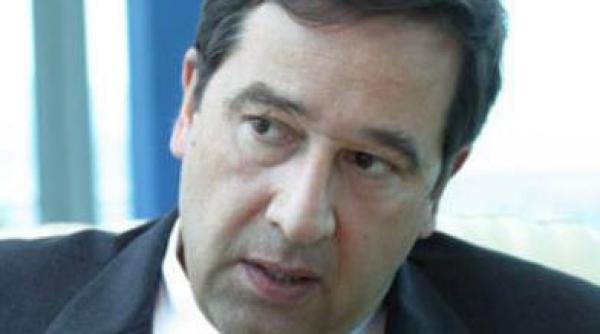 expert francez romania functioneaza dupa modelul mai carpim cate ceva mereu e posibil sa obtii ceea ce vrei dand o mica spaga