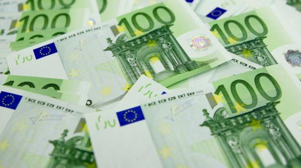 rezervele valutare au crescut cu 1 5 miliarde euro