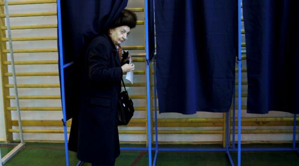 aproape jumatate dintre romani habar n au cine sunt liderii partidelor politice sondaj ires