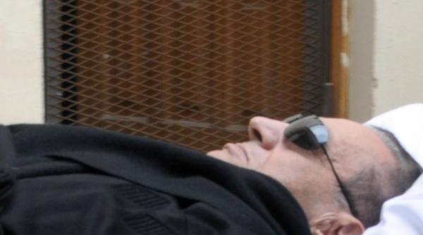 pe hosni mubarak il pandeste streangul