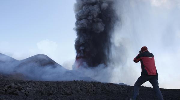 activitatea vulcanului etna se intensifica video