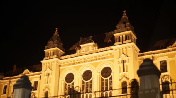 fatadele liceelor din judetele covasna si harghita sunt stampilate cu stema ungariei