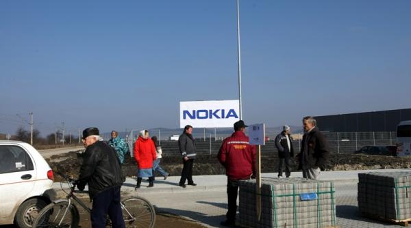 somerii de la nokia din jucu vor primi cate 200 de euro pentru infrumusetare