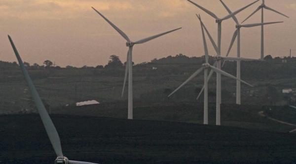 furtuna care a lovit marea britanie a avut ca efect o productie record de energie eoliana