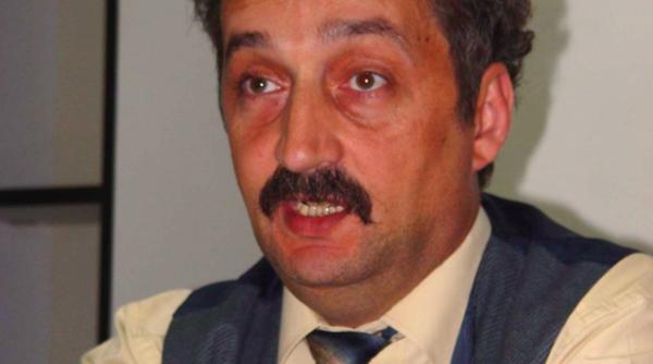 discursuri pdl iste de uz intern daca se umbla cu bani pentru castigat posturi sa spuneti sa nu ma tineti asa de fraier