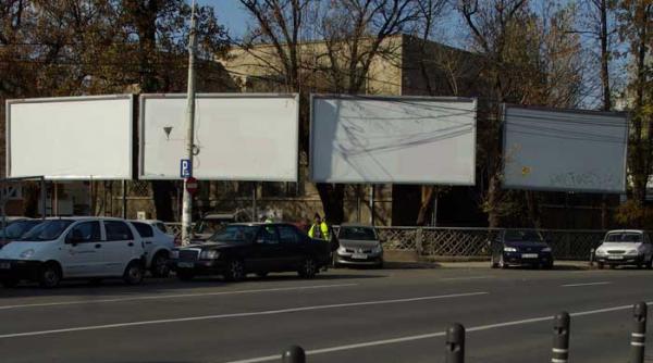 taxa pentru afisajul stradal