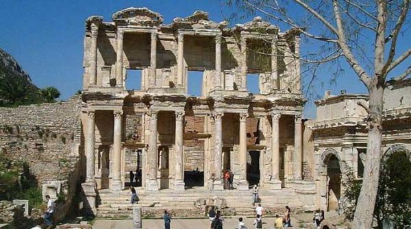 vacanta de vara mai ieftina cu 45 vezi ofertele agentiilor de turism