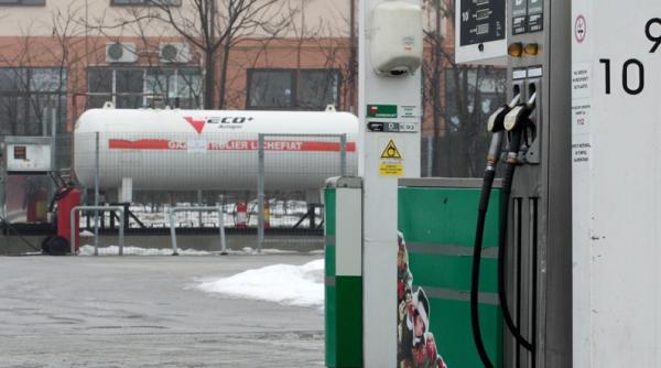 cartelul petrolistilor a primit amenzi record de 205 milioane de euro de la consiliul concurentei