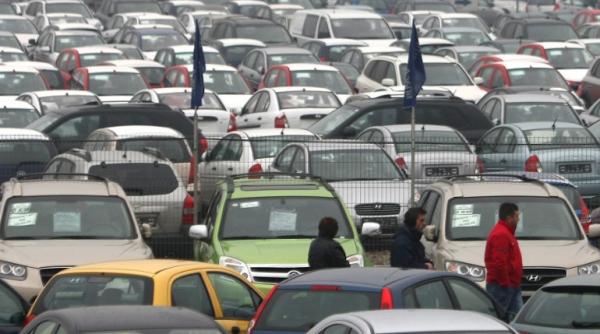 inmatricularile de autoturisme noi au scazut anul trecut cu 13 5