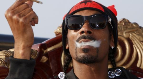 snoop dogg arestat din nou pentru posesie de droguri
