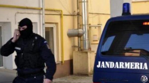 descinderi la centrul de tranzit pentru refugiati din timisoara sunt vizati imigranti suspectati de furturi