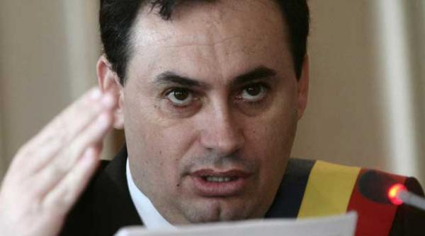 licitatie cu acte falsificate la primaria arad