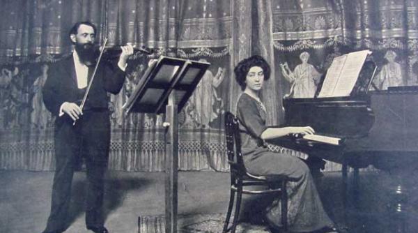 acum 100 de ani concertul domnisoarei delavrancea